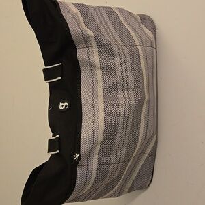 Gecko Extra Large Black and Gray Tote Bag Beach